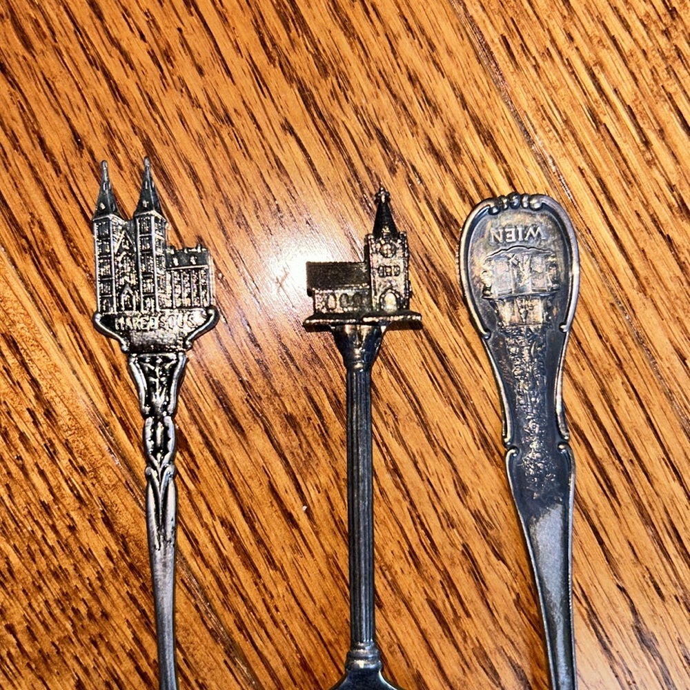 Collectible Spoon Bundle - Picture 3 of 4